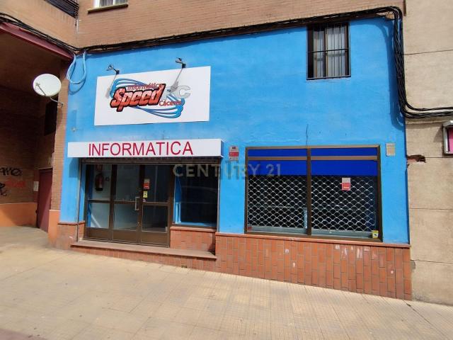 Local, Cáceres