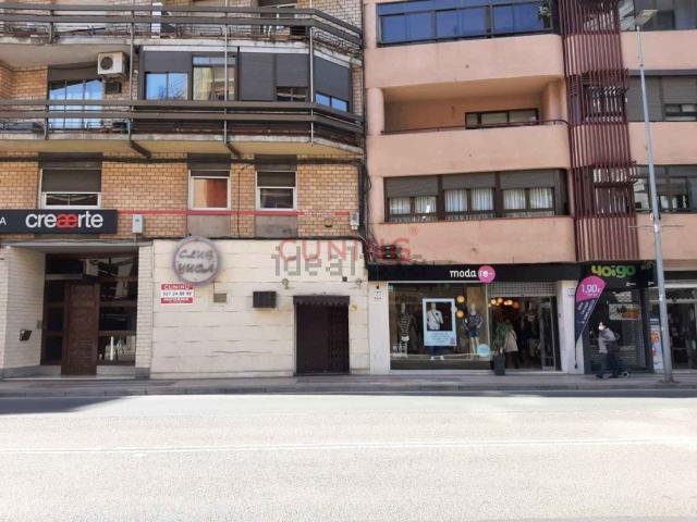 Local, Cáceres