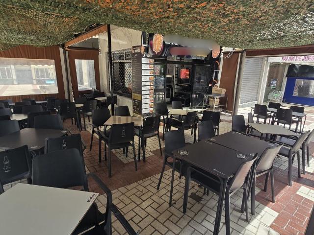 Local, Calvario, Torremolinos
