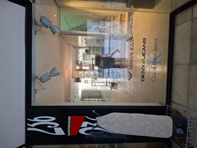 Local, Calella