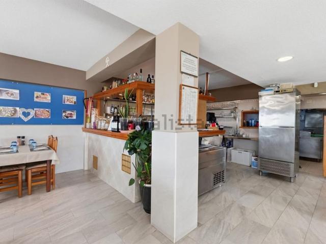 Local, Calpe