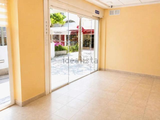 Local, Calpe
