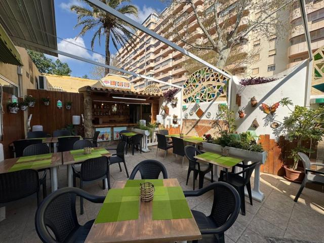 Local, Calpe