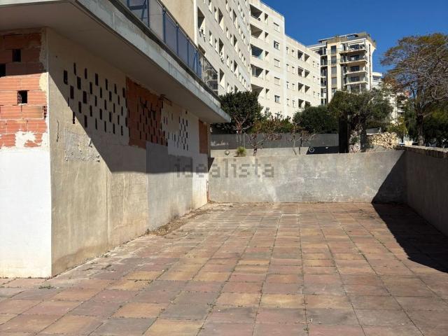 Local, Calpe