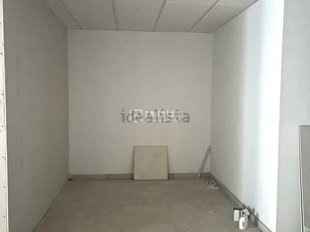 Local, Carolinas Altas, Alicante / Alacant