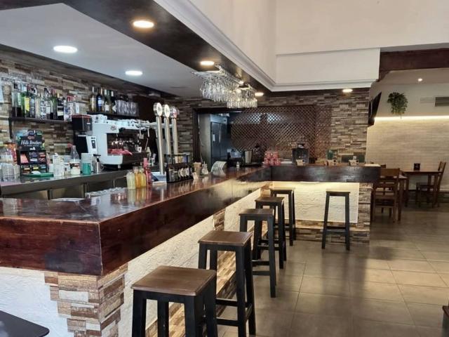 Local, Carranque Haza Cuevas, Málaga