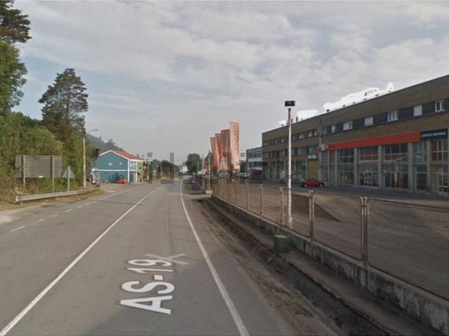 Local, Carreño