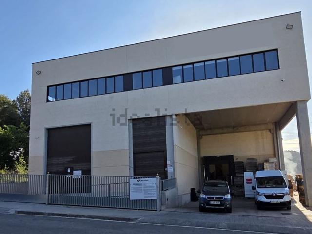 Local, Castellbisbal