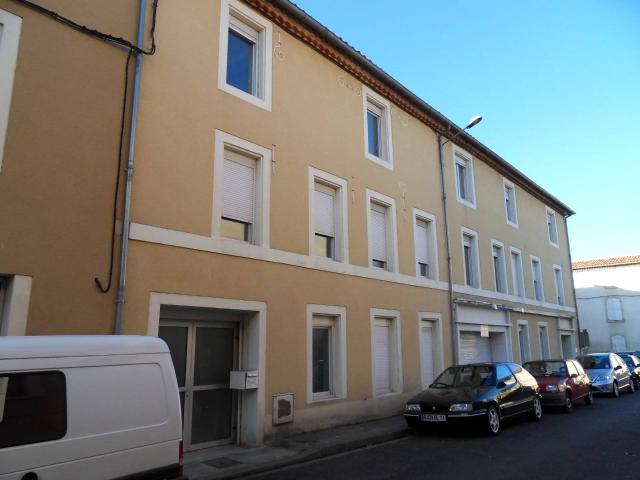 Local, Castres for rent at Castres