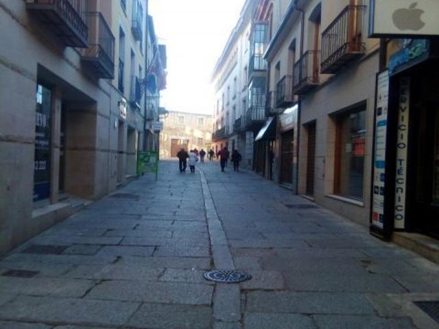 LOCAL CENTRO, CENTRO, CENTRO