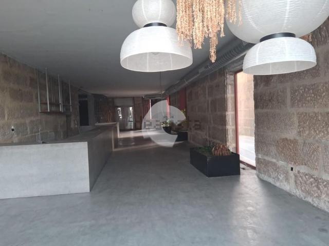 Local, Centro Areal, Vigo