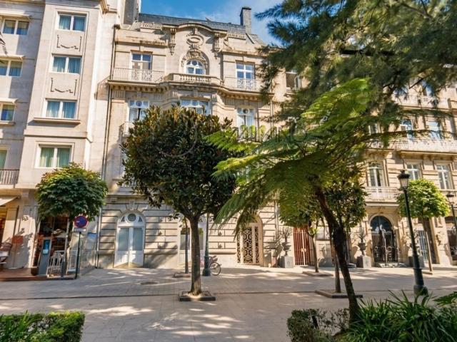 Local, Centro Areal, Vigo