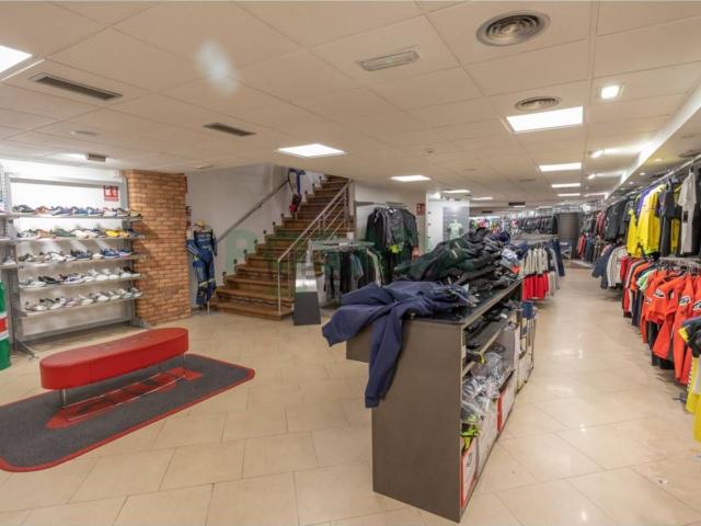 Local, Centro Areal, Vigo