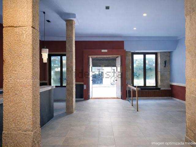 Local, Centro Areal, Vigo
