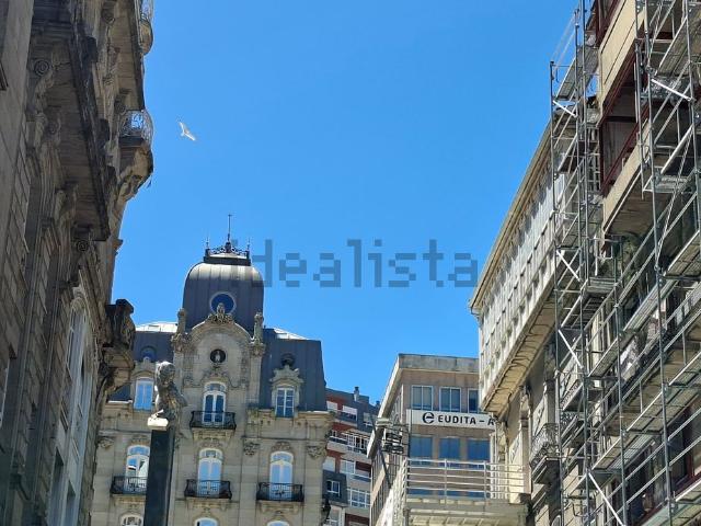Local, Centro Areal, Vigo