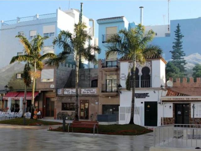 Local, Centro, Estepona