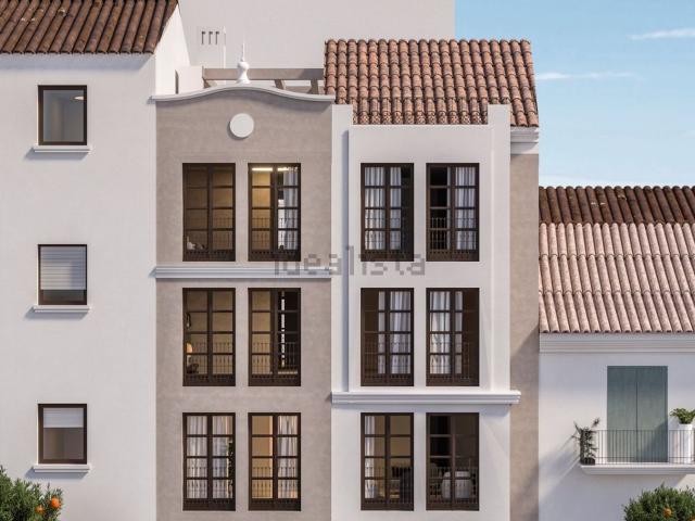 Local, Centro, Estepona