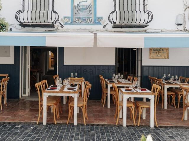 Local, Centro, Estepona