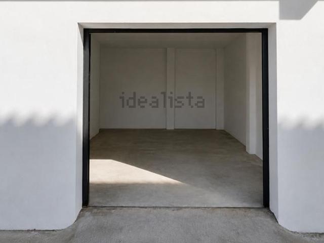 Local, Centro, Estepona
