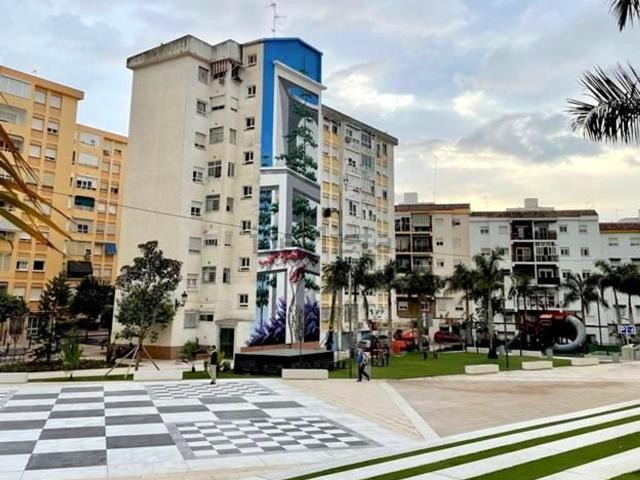 Local, Centro, Estepona