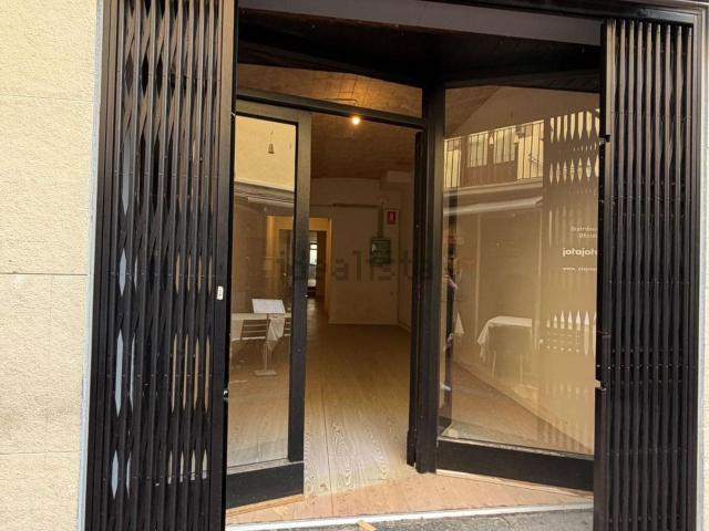 Local, Centre, Terrassa