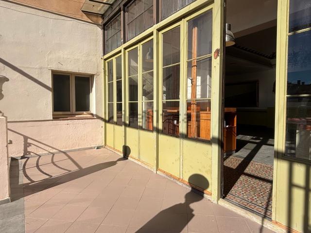 Local, Centre, Terrassa