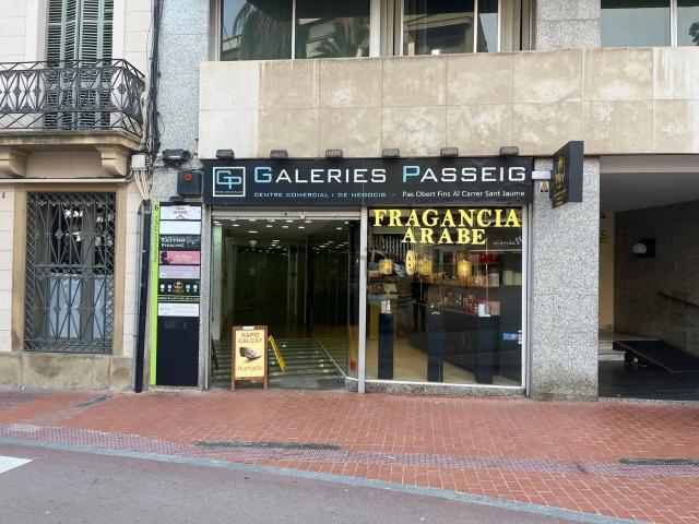 Local, Centre, Terrassa