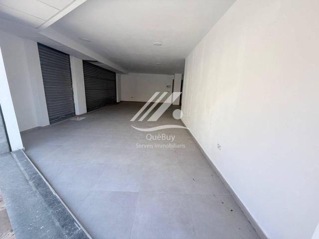 Local céntrico con opción de conversión a vivienda