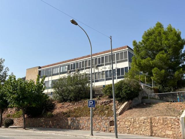 Local, Cervelló