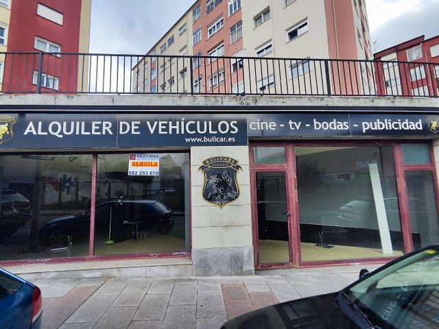 LOCAL COMECIAL EN ALQUILER FRENTE COLEGIO PÚBLICO DE PARADAI