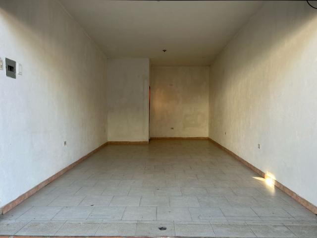 LOCAL COMERCIAL 3 EN ALQUILER A POCOS METROS AV BOLIVAR BEJUMA