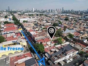 Local Comercial con Casa Habitación