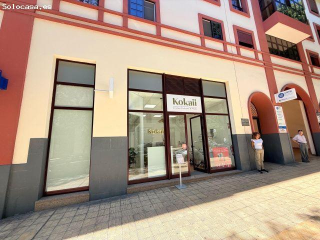 LOCAL COMERCIAL CON ESCAPARATE, DIAFANO EN CALLE RAMON Y CAJAL, EDIFICIO SALESIANOS