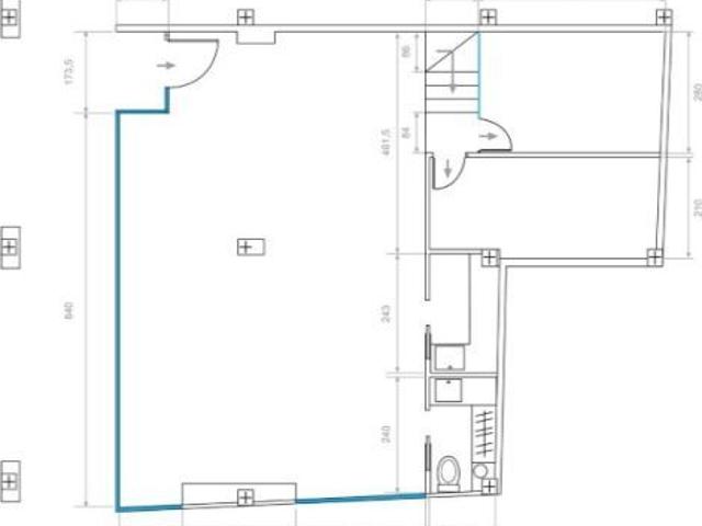 Local comercial con gran visibilidad en venta en La Seu dUrgell