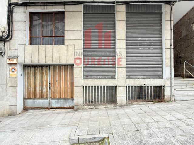 LOCAL COMERCIAL CON POSIBILIDAD DE ADAPTAR COMO VIVIENDA