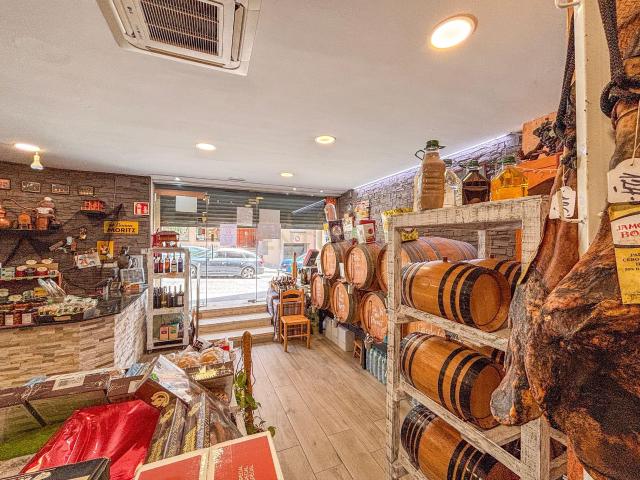 Local comercial con salida de humos en venta en el barrio de Molins, Mataró