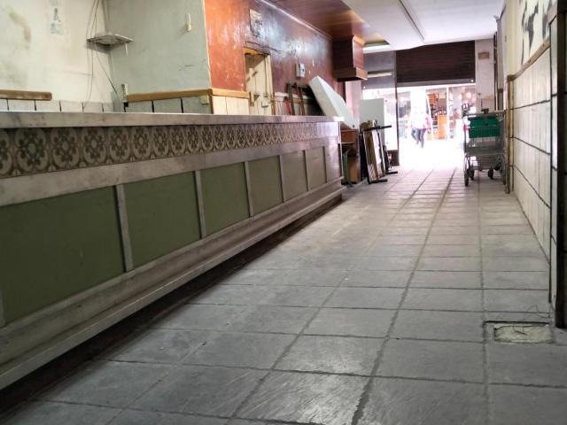 LOCAL COMERCIAL CON SALIDA DE HUMOS EN ZONA, ALCALDE TÁRREGA