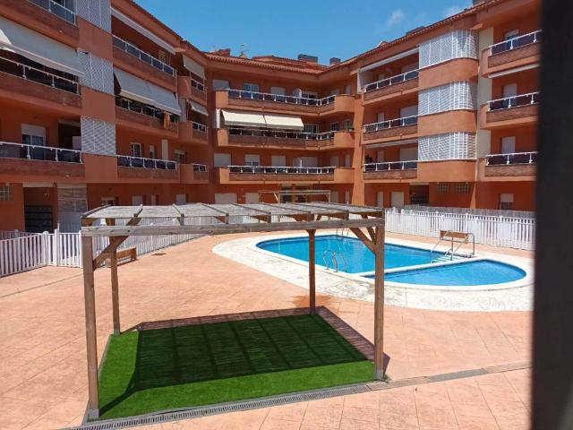 Local Comercial Con Terraza y Jardín Privado