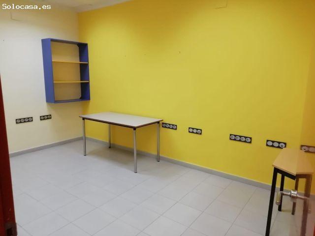 LOCAL COMERCIAL CON 4 SALAS ZONA BIGASTRO