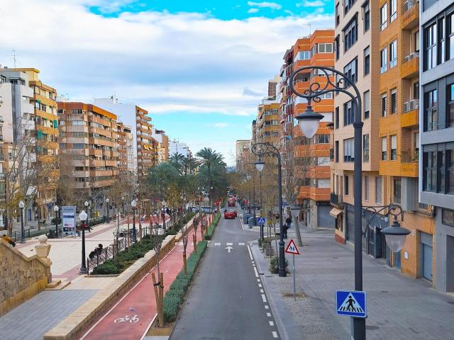 Local Comercial Céntrico 88 m2 en Santo Domingo Centro Alicante | Ideal Inversión y Cambio a Vivienda