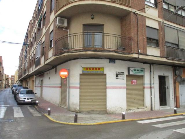 LOCAL COMERCIAL CENTRICO EN ESQUINA
