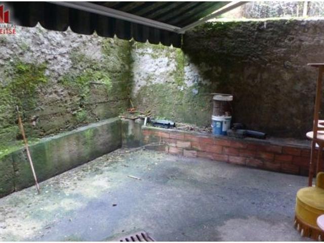 LOCAL COMERCIAL CERCANO A LAS BURGAS