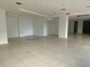 LOCAL COMERCIAL Cruz del Sur/Felix de Amesti | Espacios por CLF 221.00 en Las Condes