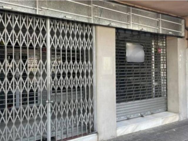 Local comercial a Terrassa, en venda