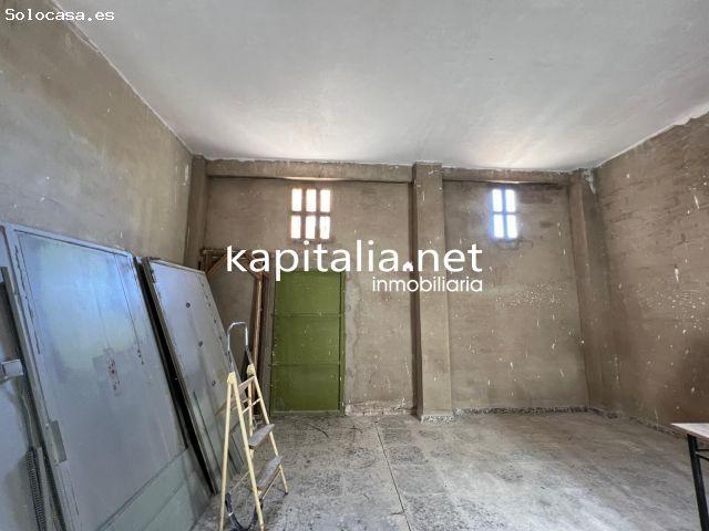 Local comercial a la venta en Ontinyent