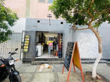 Local Comercial a la Venta en Surquillo