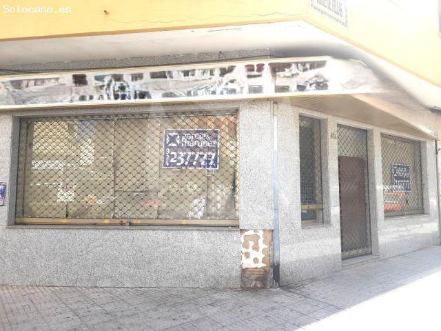 LOCAL COMERCIAL ADAPTADO DE 206M2 EN VENTA EN CALLE CORTE DE PELEAS SAN ROQUE