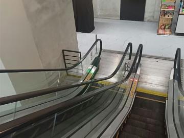 Local comercial general holley | espacios por clf 32.00 en Providencia