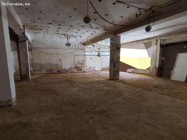 Local comercial de 109 m2, en planta baja con proyecto visado y licencia de obras concedida — listo