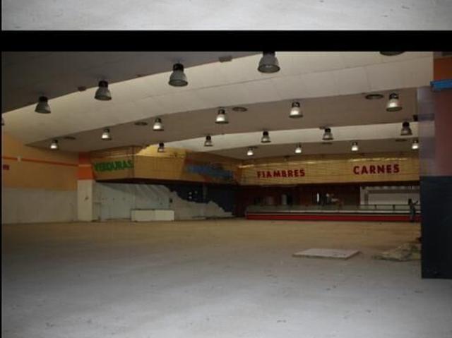 Local comercial de 1834m2 en zona céntrica de Ibi. Posibles segregaciones